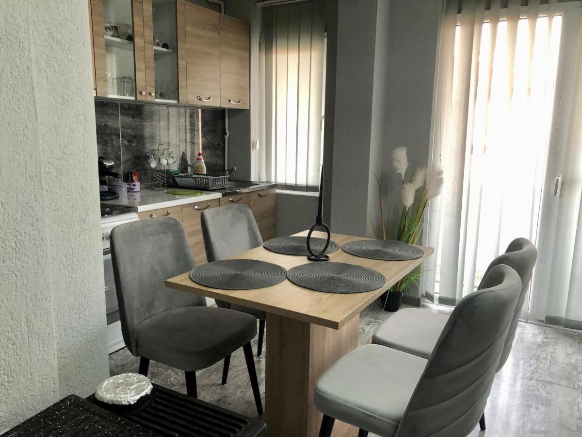 Centre Apartment Prilep Luaran gambar